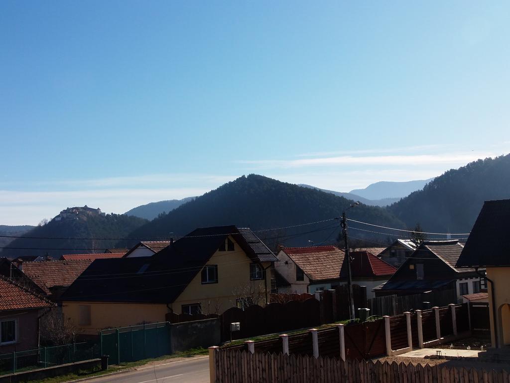 Pensiunea Dara Rîşnov Buitenkant foto