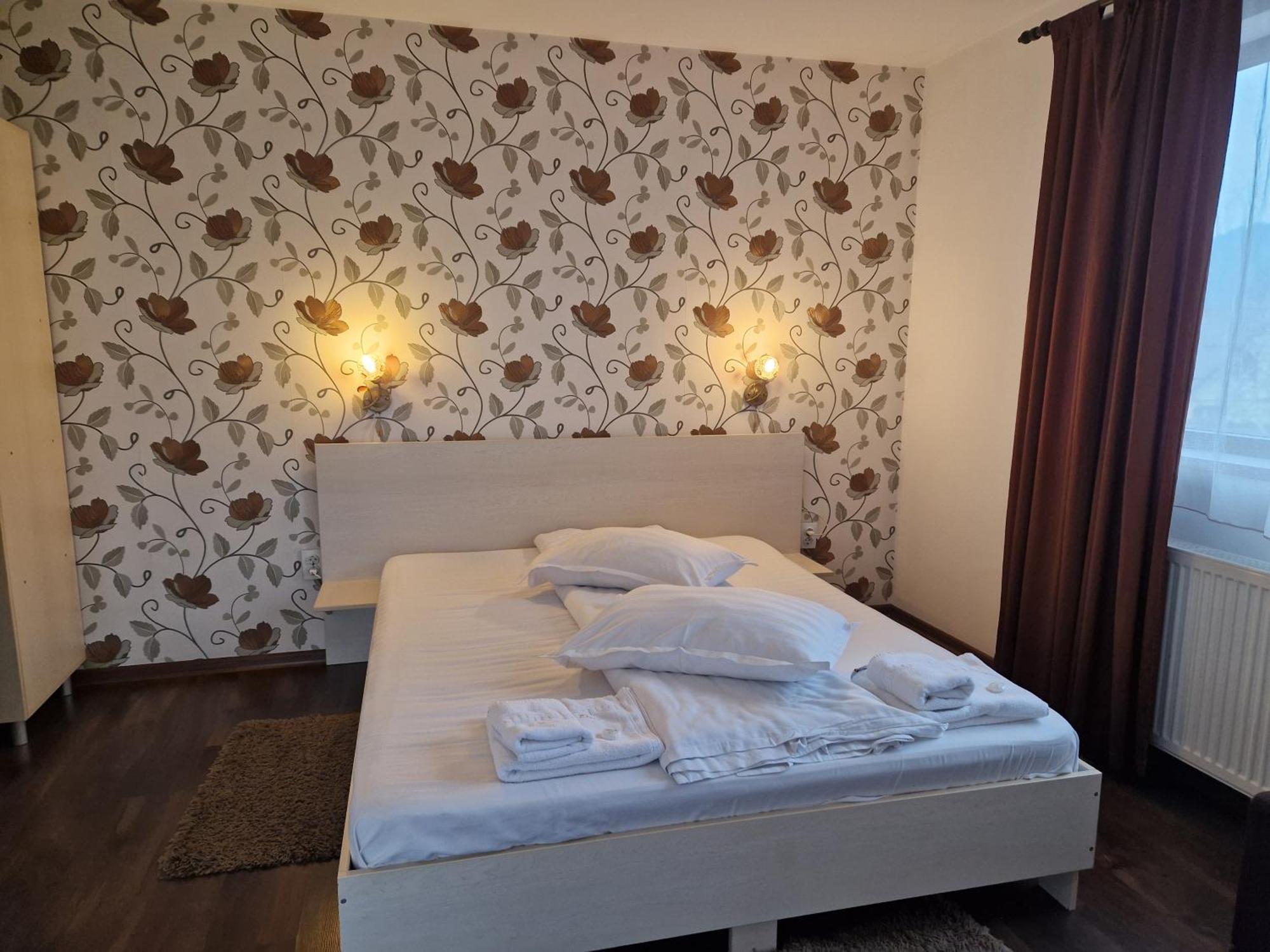 Pensiunea Dara Rîşnov Buitenkant foto