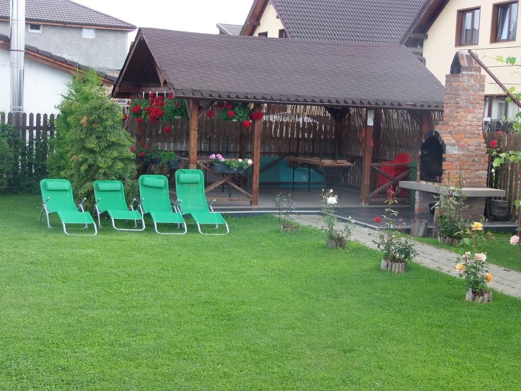 Pensiunea Dara Rîşnov Buitenkant foto